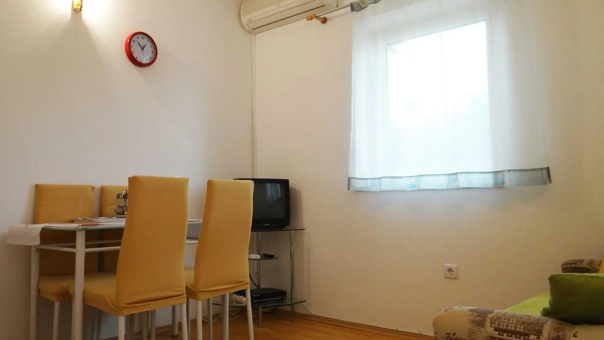 Bright Krk Apartment With Balcony And Beach Proximity - One Bedroom Apartment Krk Town Croatia