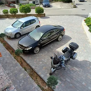 Bulajic Apartman
